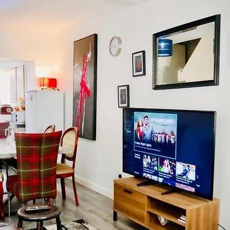 Eson House Apartment Liverpool Bagian luar foto