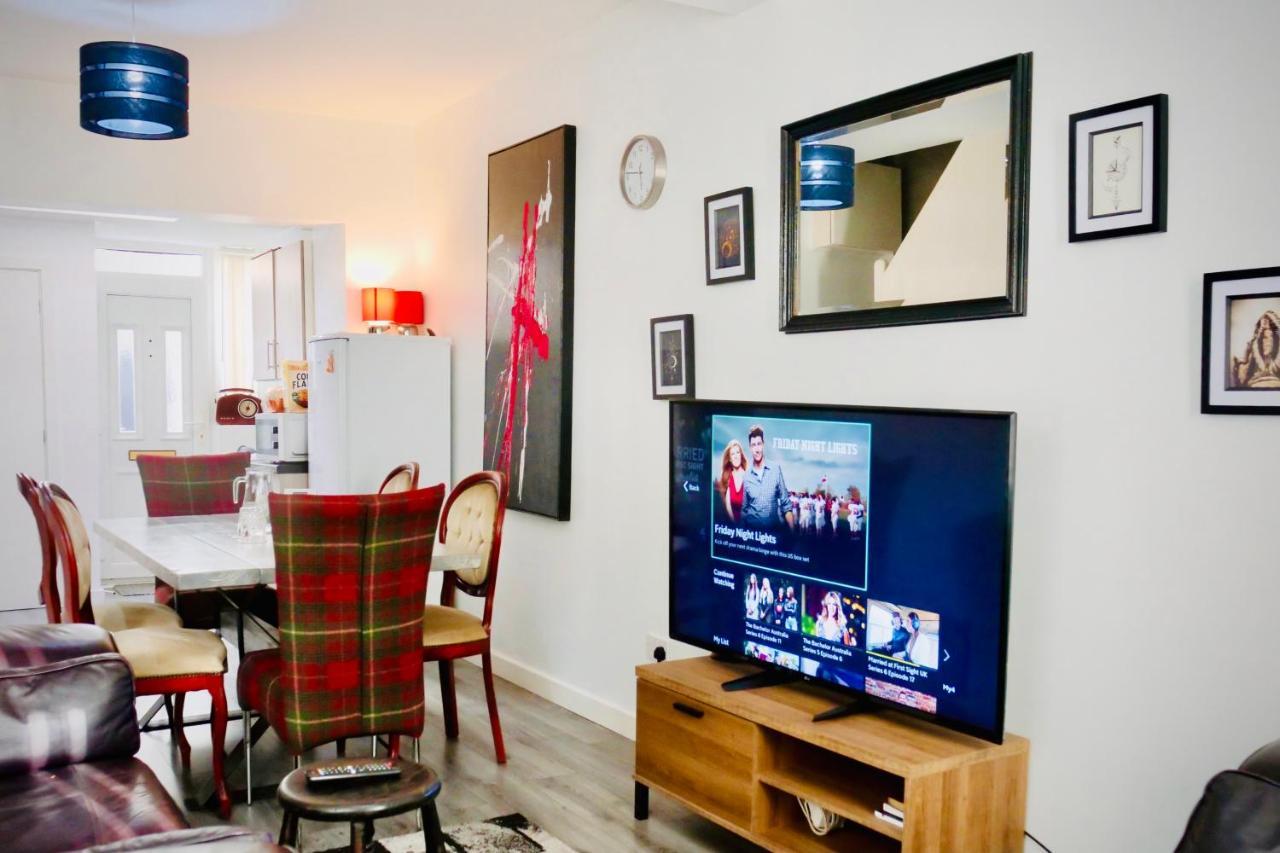 Eson House Apartment Liverpool Bagian luar foto